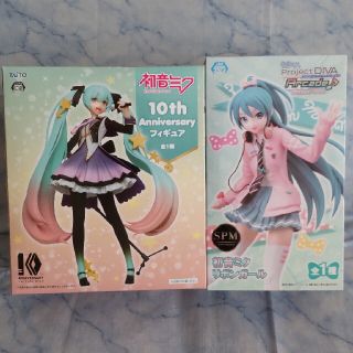 セガ(SEGA)の初音ミク　リボンガール、 10th Anniversary フィギュア２体セット(アニメ/ゲーム)