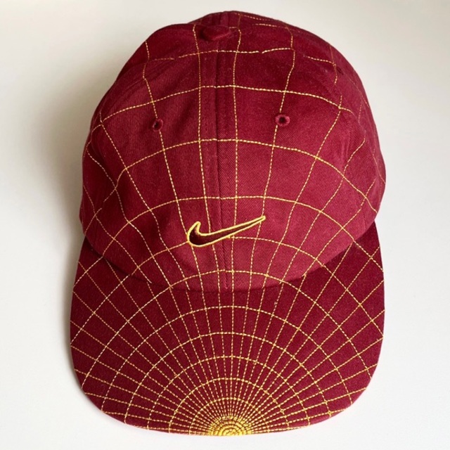 NIKE(ナイキ)のNIKE '90s〜'00s 黒タグ cap Burgundy メンズの帽子(キャップ)の商品写真