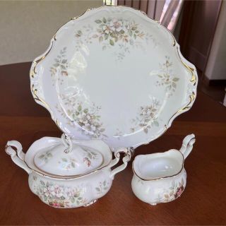 ロイヤルアルバート(ROYAL ALBERT)の【レア美品】ロイヤルアルバート★HAWORTH★3点とプレート4枚おまとめ(食器)