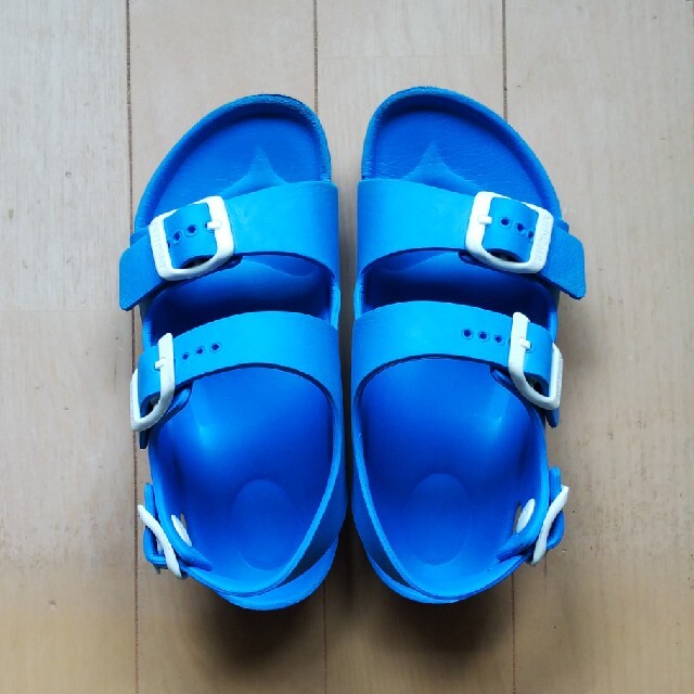 BIRKENSTOCK(ビルケンシュトック)のBIRKENSTOCK サンダル キッズ キッズ/ベビー/マタニティのキッズ靴/シューズ(15cm~)(サンダル)の商品写真