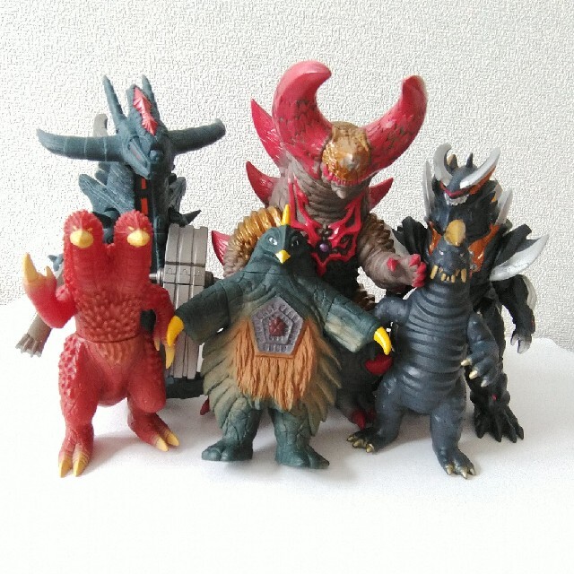 BANDAI(バンダイ)の↓値下↓ウルトラマンの怪獣ソフビ  まとめ売り エンタメ/ホビーのフィギュア(特撮)の商品写真