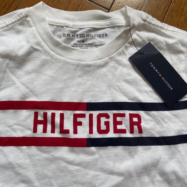 TOMMY HILFIGER(トミーヒルフィガー)の新品！Tommy☆キッズTシャツ・114〜119cm キッズ/ベビー/マタニティのキッズ服男の子用(90cm~)(Tシャツ/カットソー)の商品写真