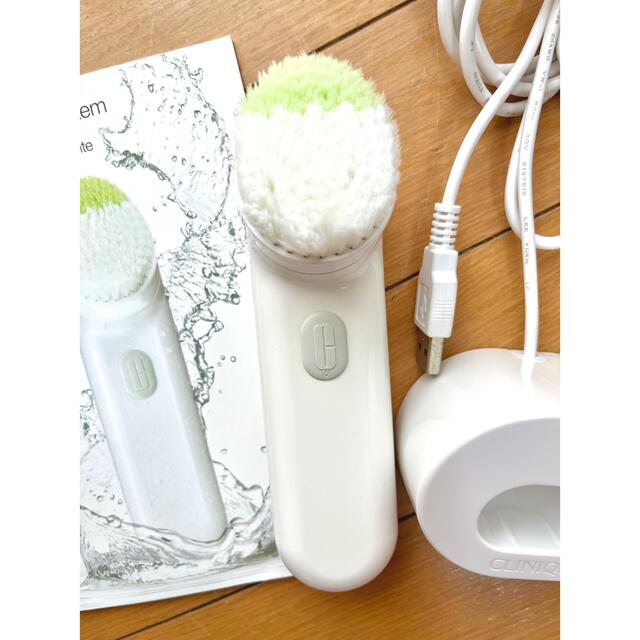 Clinique クリニーク ピュリファイング クレンジングブラシ 美顔器