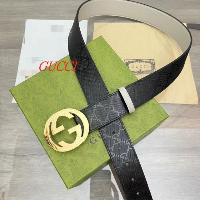 『5年保証』 GUCCI 金色ロゴ 黒ベルト(正規品) ベルト