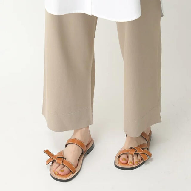 うですので LOEWE - 新品未使用 LOEWE ロエベ ゲート フラット