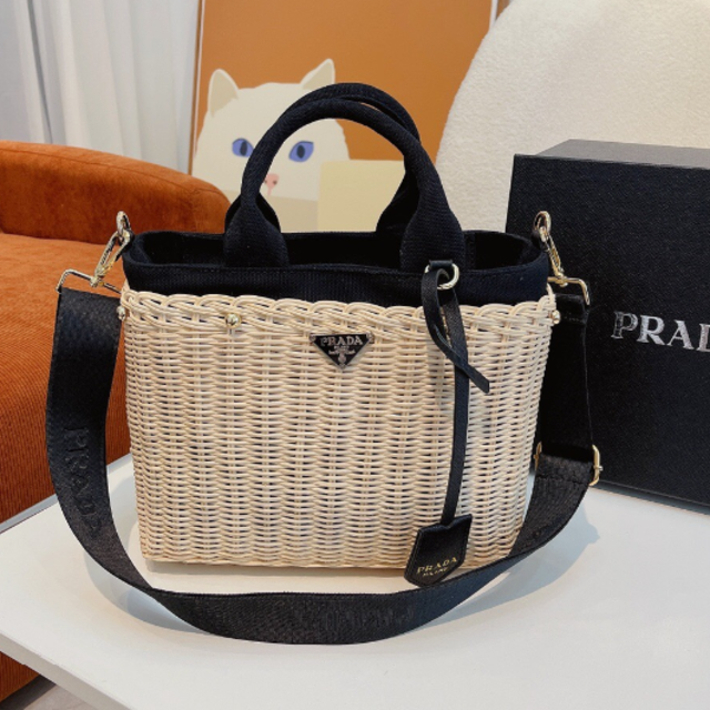 PRADA - プラダ カゴバッグ カナパ ハンドバッグの通販 by Kyle&