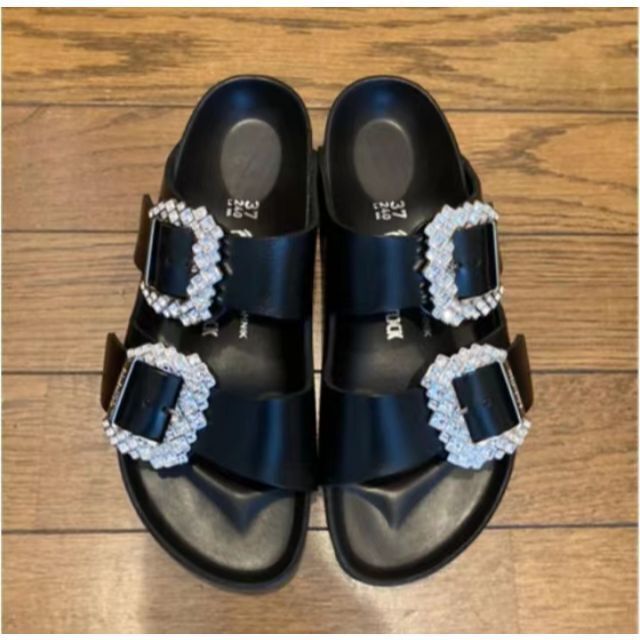 ヨンア着用 正規品新品 ミュウミュウMIUMIU パールビジューファーサンダル-