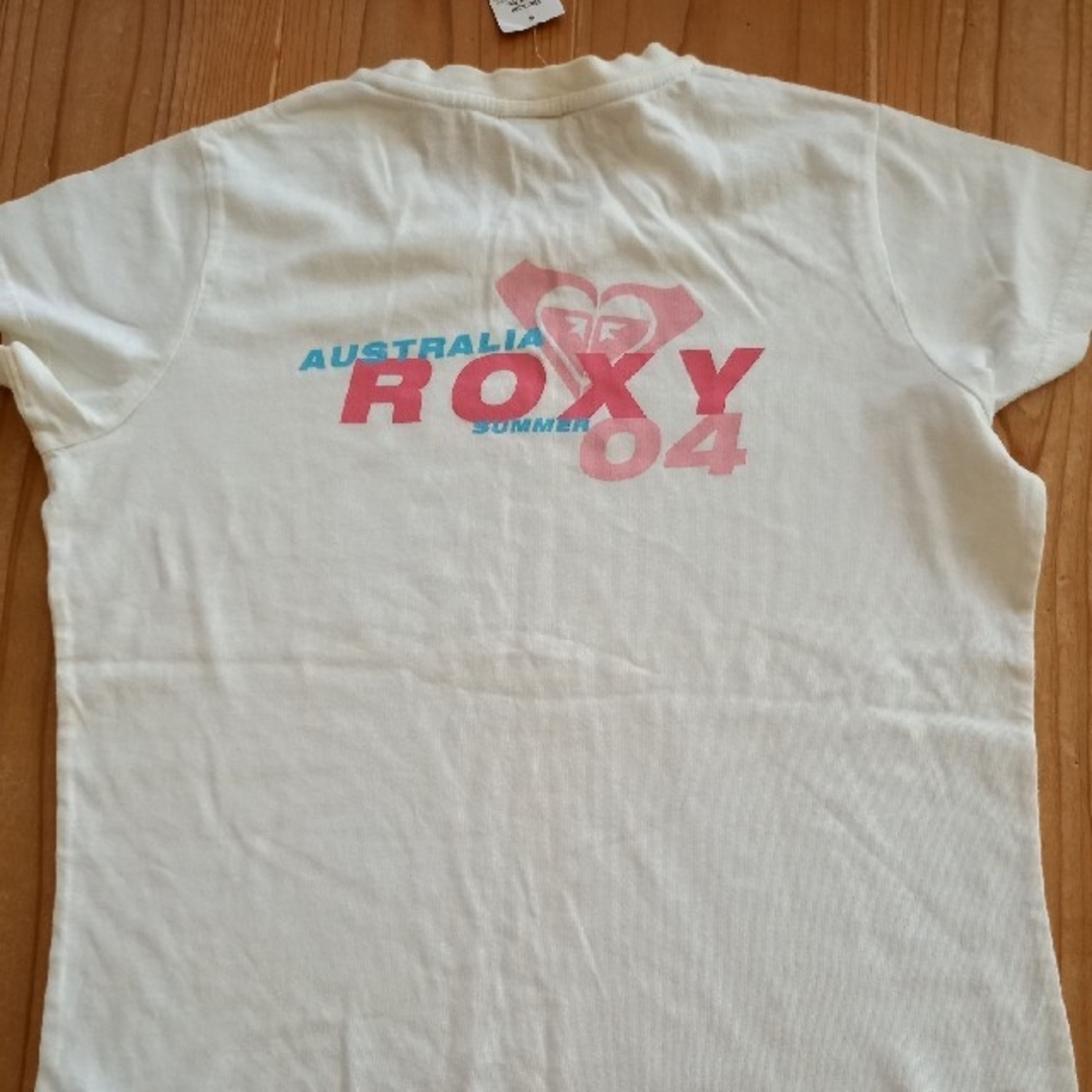 Roxy(ロキシー)の新品未使用タグ付roxy　オーストラリア　白ロゴTシャツ　キーホルダーセット レディースのトップス(Tシャツ(半袖/袖なし))の商品写真