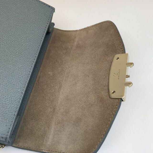 Furla(フルラ)のフルラ メトロポリス ミニ チェーンショルダーバッグ レザー ブルーグレー レディースのバッグ(ショルダーバッグ)の商品写真