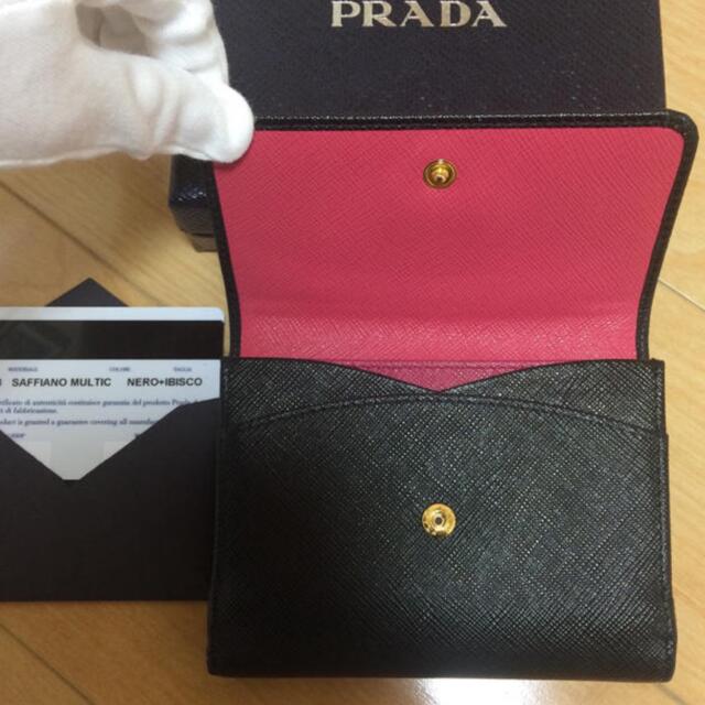 PRADA(プラダ)のeve様専用PRADA♡三つ折りバイカラー財布 レディースのファッション小物(財布)の商品写真