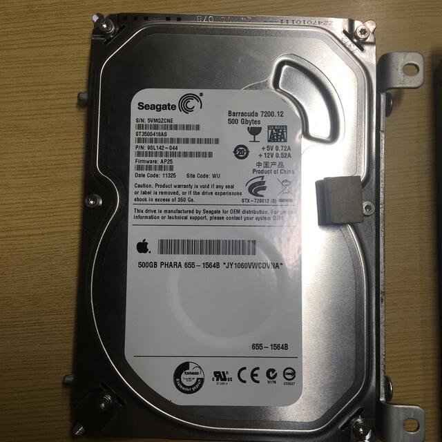 SATA HDD500GB 2台　動作品　中古 スマホ/家電/カメラのPC/タブレット(PC周辺機器)の商品写真