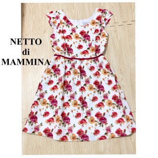 ネットディマミーナ(NETTO di MAMMINA)の新品 NETTO di MAMMINA 花柄ワンピース Mサイズ(ひざ丈ワンピース)