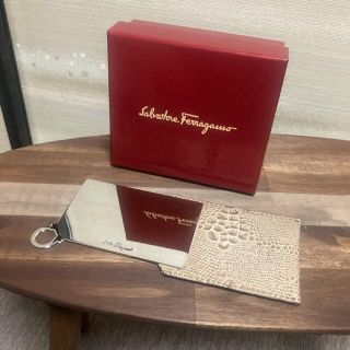 サルヴァトーレフェラガモ(Salvatore Ferragamo)の最終値下げ 高級品 Salvatore Ferragamo カード ミラー(その他)