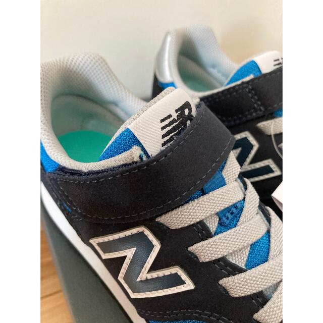 New Balance(ニューバランス)の専用！！【新品】ニューバランス キッズスニーカー 373（青×紺:18.5㎝） キッズ/ベビー/マタニティのキッズ靴/シューズ(15cm~)(スニーカー)の商品写真