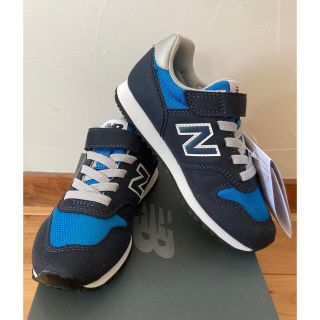 ニューバランス(New Balance)の専用！！【新品】ニューバランス キッズスニーカー 373（青×紺:18.5㎝）(スニーカー)