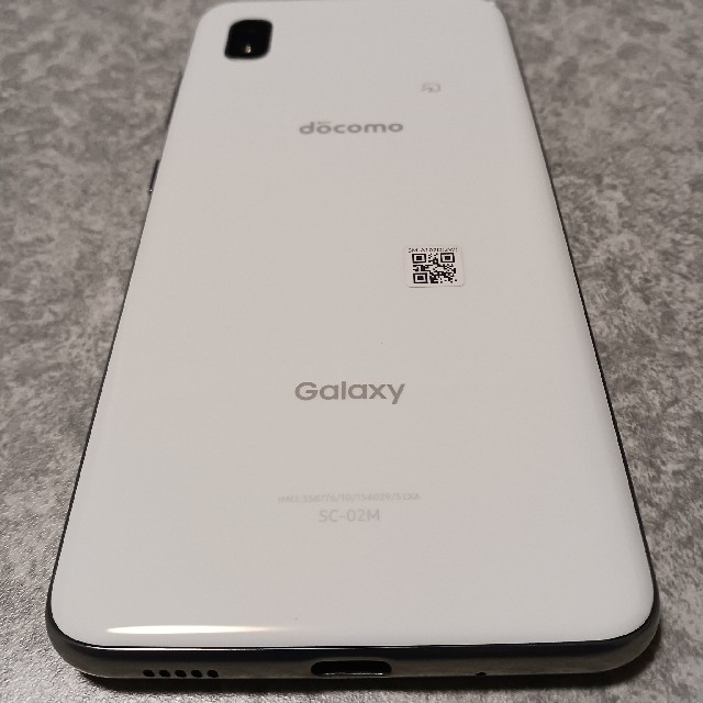 NTTdocomo(エヌティティドコモ)のdocomo Galaxy A20 SC-02M スマホ/家電/カメラのスマートフォン/携帯電話(スマートフォン本体)の商品写真