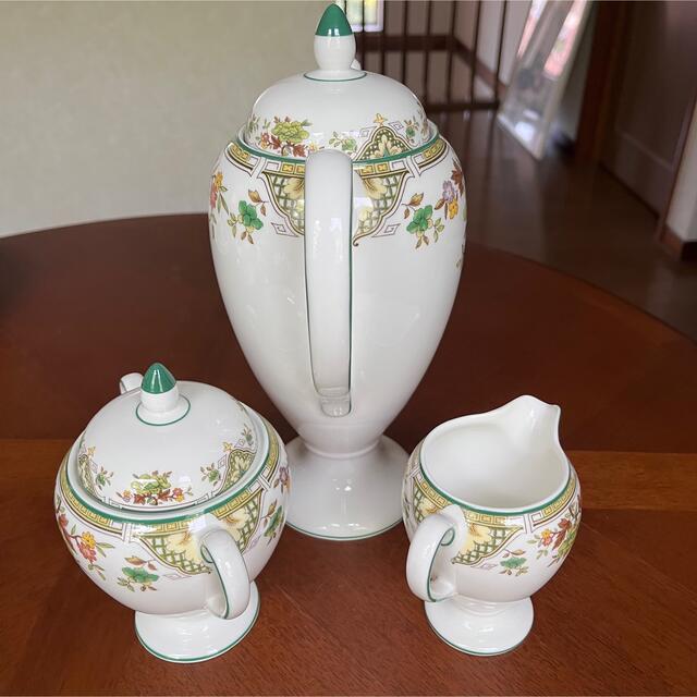 WEDGWOOD(ウェッジウッド)の【希少品】ウェッジウッド★タマリスク★珈琲ポット　セット インテリア/住まい/日用品のキッチン/食器(食器)の商品写真