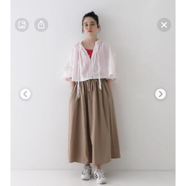 nest Robe(ネストローブ)のネストローブ　リボンド　ブラウス　新品 レディースのトップス(シャツ/ブラウス(長袖/七分))の商品写真