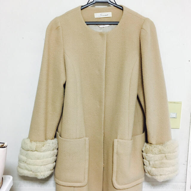 SNIDEL(スナイデル)のスナイデル まいまい着用コート ベージュ サイズ0 レディースのジャケット/アウター(ノーカラージャケット)の商品写真