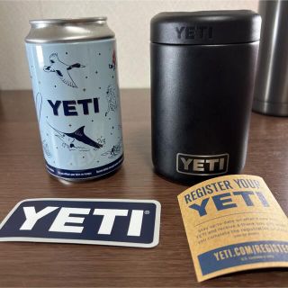 YETI ランブラー 黒　保冷缶ホルダー 12oz 350ml(食器)