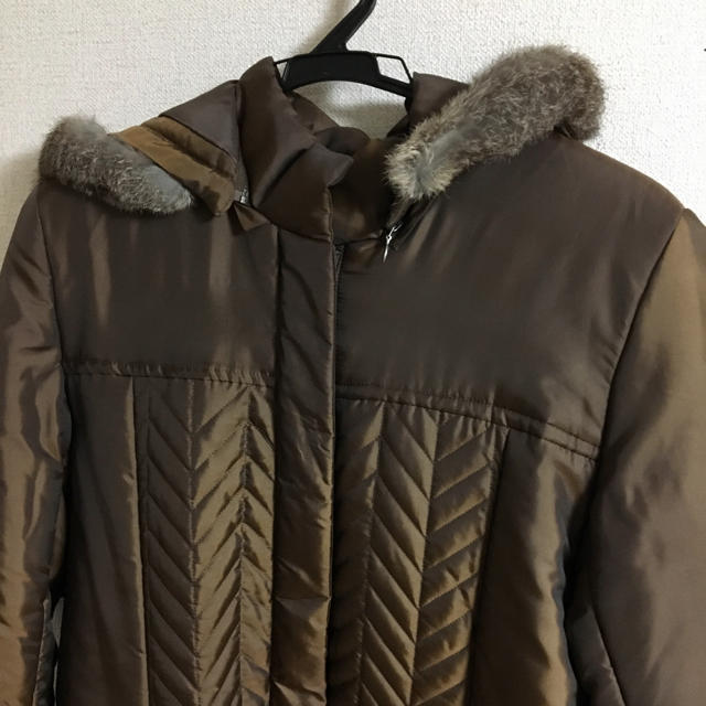 ミセス向きのコート レディースのジャケット/アウター(ロングコート)の商品写真