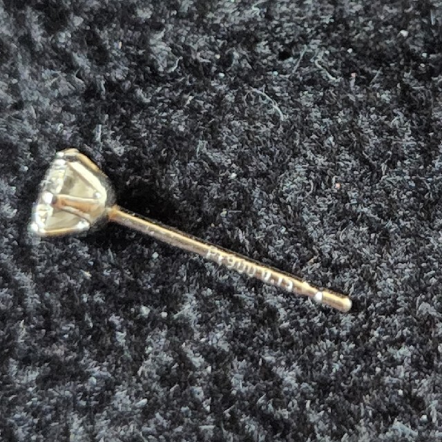 pt  ブラウンダイヤモンドピアス    ピアス2点セット メンズのアクセサリー(ピアス(両耳用))の商品写真