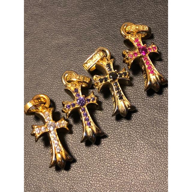 Chrome Hearts(クロムハーツ)のタイニーパヴェ　22k gp ゴールドクロスヘッド　ベビーファット メンズのアクセサリー(ネックレス)の商品写真