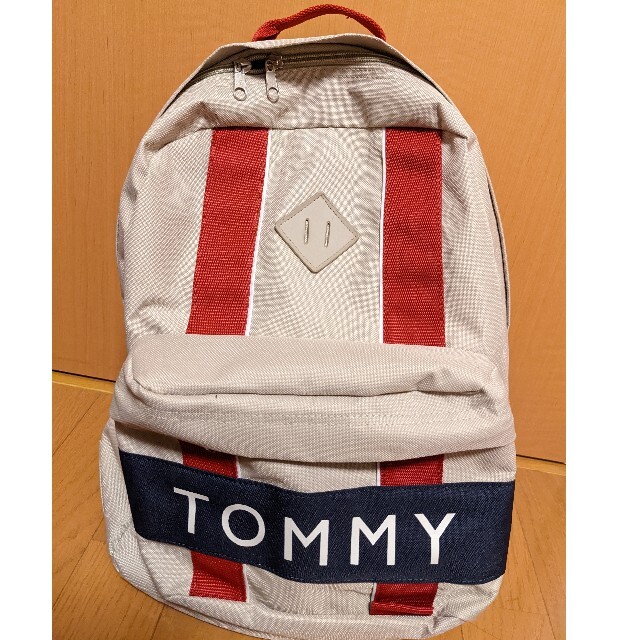 TOMMY HILFIGER(トミーヒルフィガー)のトミーフィルフィガー　リュック メンズのバッグ(バッグパック/リュック)の商品写真