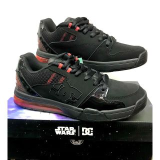 ディーシーシューズ(DC SHOES)の☆新品☆DC シューズ　スターウォーズ　バーサタイル　ブラック　レッド　コラボ(スニーカー)