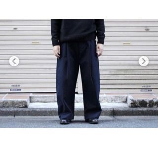 コモリ(COMOLI)のstudionicholson Bushel volume pants(スラックス)