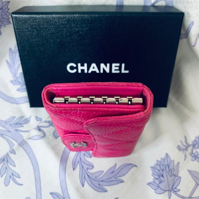 CHANEL(シャネル)の【美品】シャネル マトラッセ キャビアスキン キーケース 6連フック レディースのファッション小物(キーケース)の商品写真