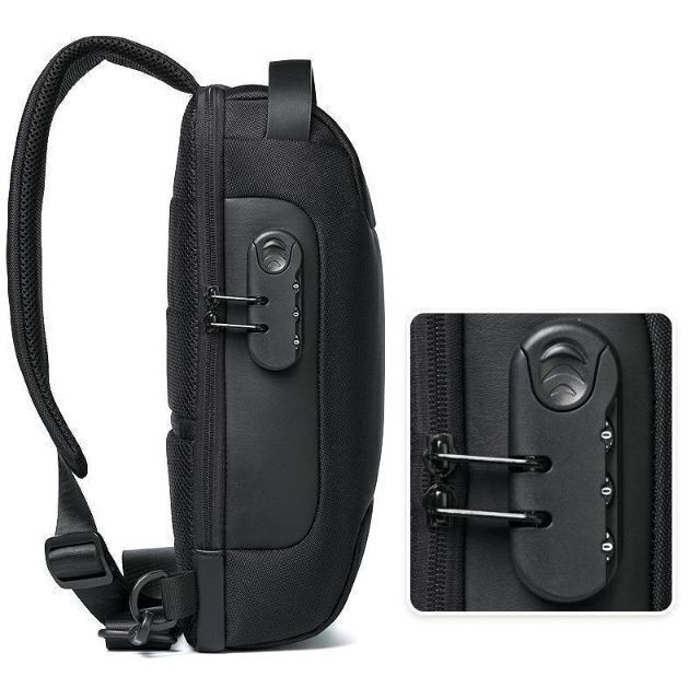 メンズ ショルダーバッグ 斜めがけ 軽量 防水 盗難防止 USBポート ゴルフ メンズのバッグ(ボディーバッグ)の商品写真