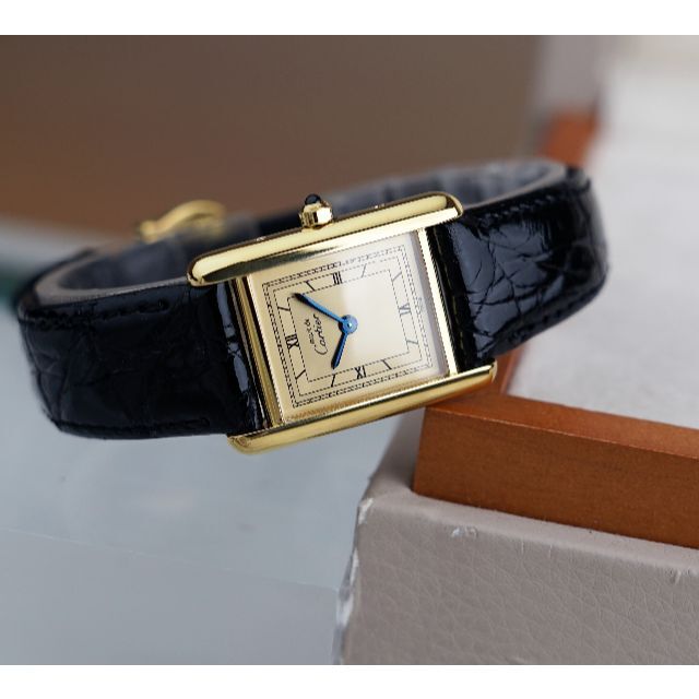 美品 カルティエ マスト タンク ゴールド ローマン SM Cartier