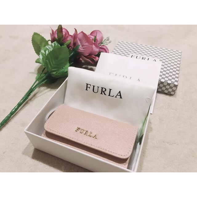 新品☆ FURLA(フルラ)ベージュ レザー キーケース