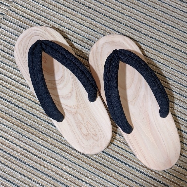 BEAMS(ビームス)のうらつか工房 × BEAMS JAPAN / 別注 下駄 サンダル メンズの靴/シューズ(サンダル)の商品写真
