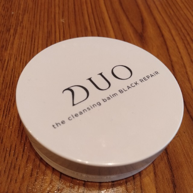 DUO ブラックリペア　クレンジングバーム コスメ/美容のスキンケア/基礎化粧品(クレンジング/メイク落とし)の商品写真