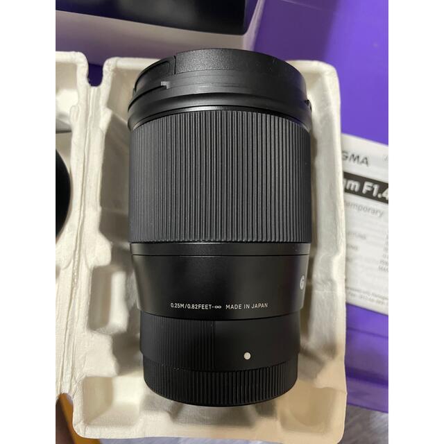 SIGMA(シグマ)の【美品】SIGMA 16mm F1.4 DC DN SONY Eマウント用 スマホ/家電/カメラのカメラ(レンズ(単焦点))の商品写真