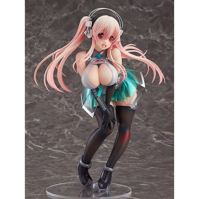 そにアニ すーぱーそに子 レーシングVer. 1/7スケール 独特の素材