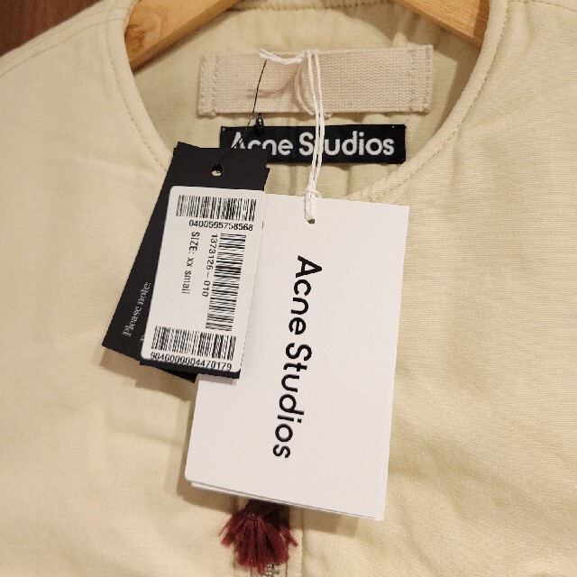 Acne Studios(アクネストゥディオズ)の登坂着☆ACNE STUDIOS★Appliqued VestアクネベストOMI メンズのトップス(ベスト)の商品写真