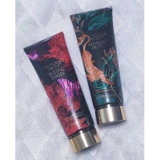 ヴィクトリアズシークレット(Victoria's Secret)のVictoria's Secret フレグランスボディローション2本セット(ボディローション/ミルク)