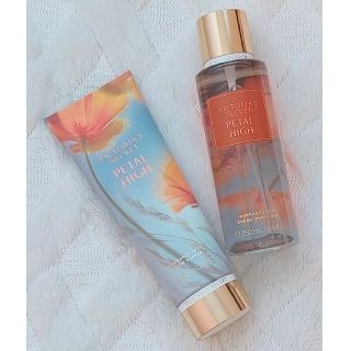 ヴィクトリアズシークレット(Victoria's Secret)のVictoria's Secretフレグランスローション＆ミストセット(ボディローション/ミルク)