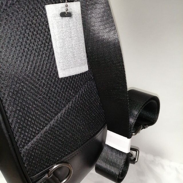 COACH(コーチ)のCOACH ボディバッグ　新品未使用　89937正規品 メンズのバッグ(ボディーバッグ)の商品写真