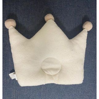 赤ちゃん用　王冠枕(枕)