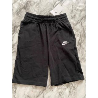 ナイキ(NIKE)のNIKE ハーフパンツ　150 パンツ　(ハーフパンツ)