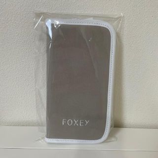 フォクシー(FOXEY)のフォクシー　ノベルティ　マルチポーチ　新品　FOXEY(ポーチ)