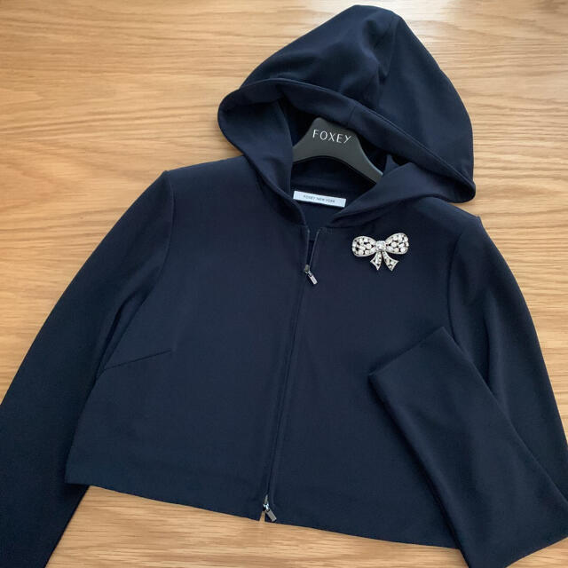 御専用♡美品♡ FOXEY レディ パーカー 40 ミッドナイトブルー 御専用♡美品♡ FOXEY レディ パーカー 40 ミッドナイトブルー