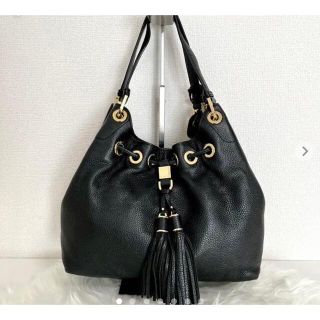 マイケルコース(Michael Kors)の本日削除！早い者勝ち！マイケルコース　ブラック　レザー　巾着　タッセル　バッグ(ハンドバッグ)