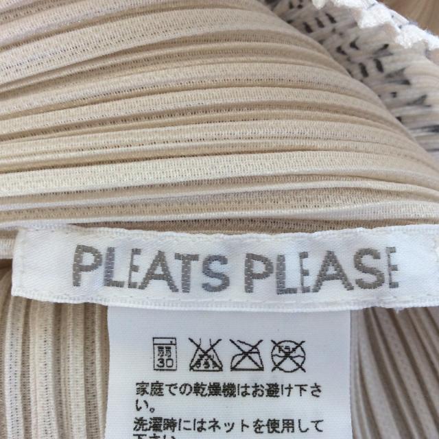 PLEATS PLEASE ISSEY MIYAKE(プリーツプリーズイッセイミヤケ)のプリーツプリーズ ノースリーブカットソー レディースのトップス(カットソー(半袖/袖なし))の商品写真