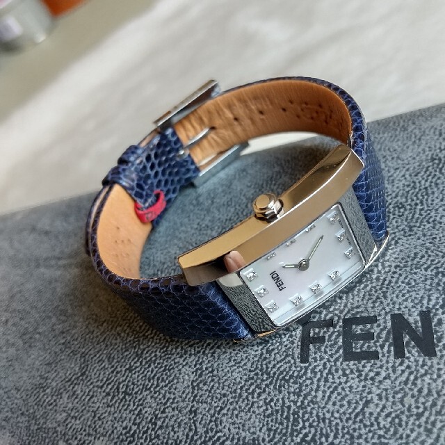 フェンディ FENDI 7000L 美品 シェル 12Pダイヤ クォ-ツ www