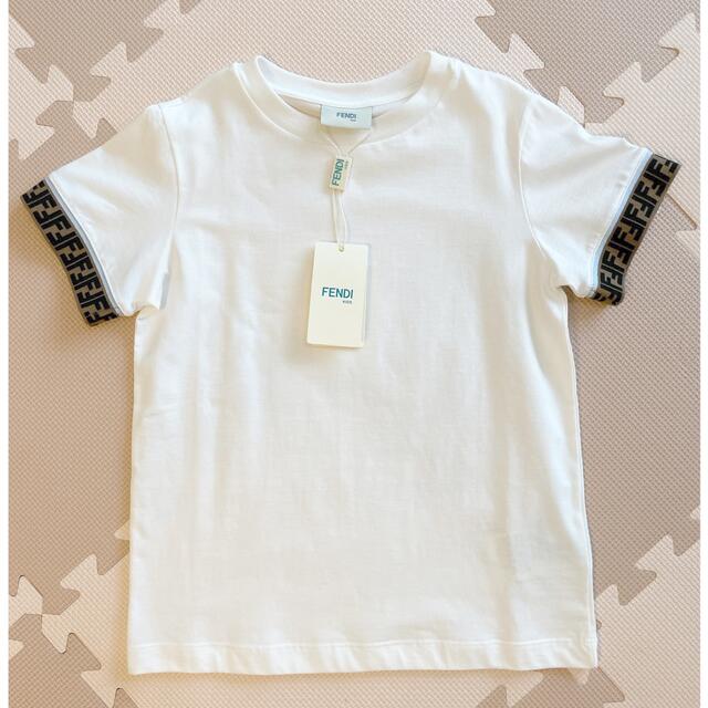 フェンディキッズ　FENDI Tシャツ 7A 130Tシャツ/カットソー